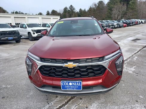 Used 2024 Chevrolet Trax LT image 16