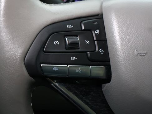 Certified 2023 Cadillac XT6 Premium Luxury w/ Technology Package image 30