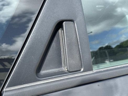 Used 2025 Kia K4 FWD image 8