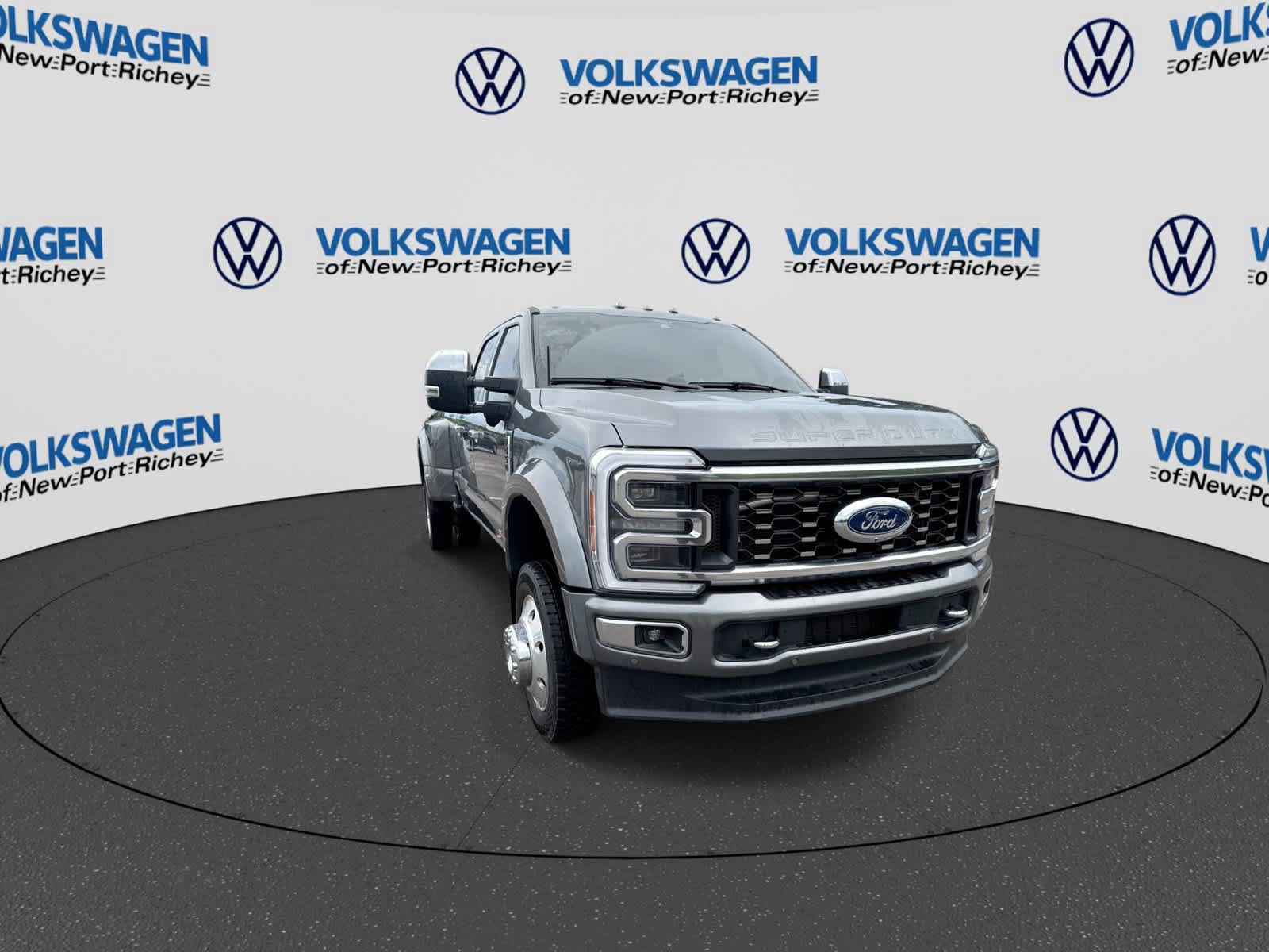 Used 2024 Ford F450 Platinum AWD/4WD image 16