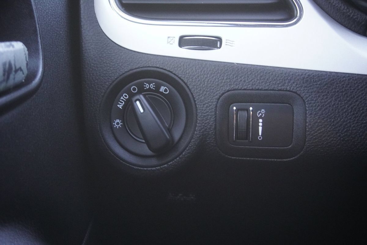 Used 2018 Dodge Journey SE w/ Popular Equipment Group AWD/4WD image 22