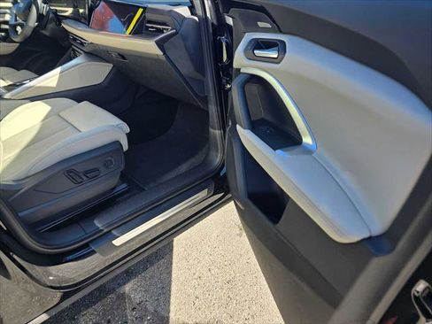 New 2025 Audi Q5 Prestige image 10