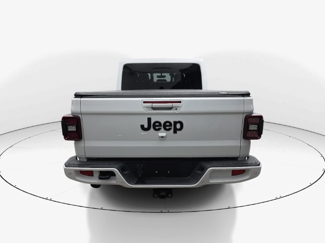 Used 2022 Jeep Gladiator Overland AWD/4WD image 7