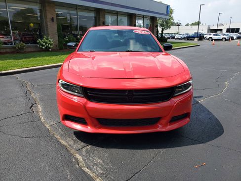 Used 2023 Dodge Charger SXT image 3