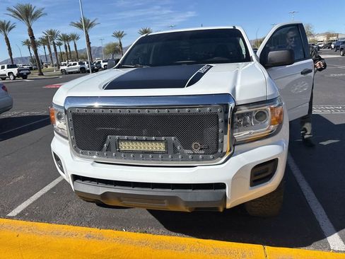 Used 2015 GMC Canyon 2WD Crew Cab image 2