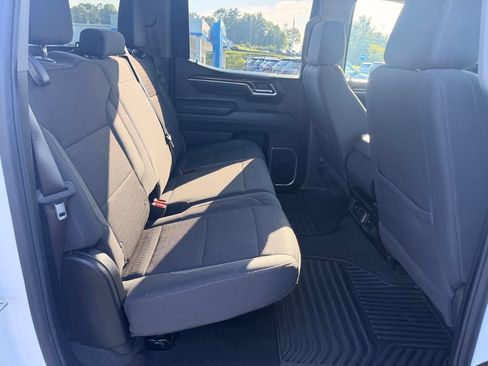 Used 2025 Chevrolet Silverado 1500 LT AWD/4WD image 32