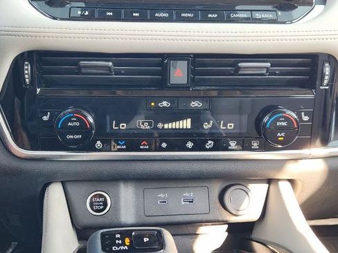 Certified 2023 Nissan Rogue SL w/ SL Premium Package FWD image 14