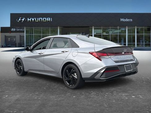 Certified 2026 Hyundai Elantra Sport w/ Cargo Package FWD image 5