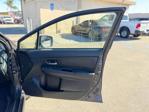 Used 2013 Subaru Crosstrek 2.0i Limited w/ Popular Pkg 2 image 30