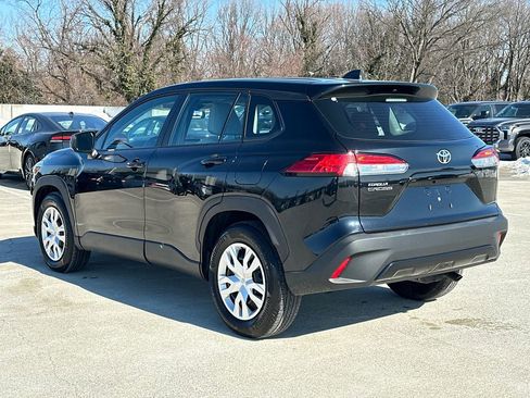 Certified 2025 Toyota Corolla Cross L image 3