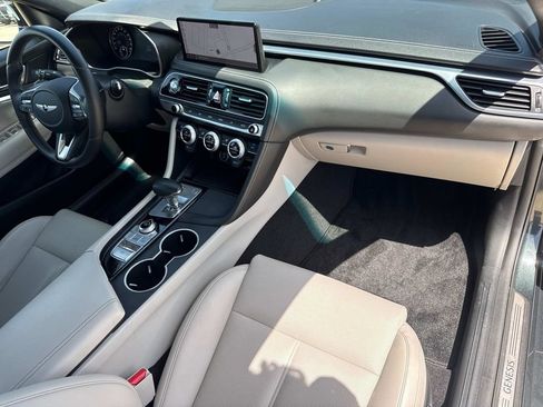 Used 2023 Genesis G70 2.0T RWD image 15