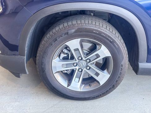 Used 2023 Honda Pilot EX-L image 11