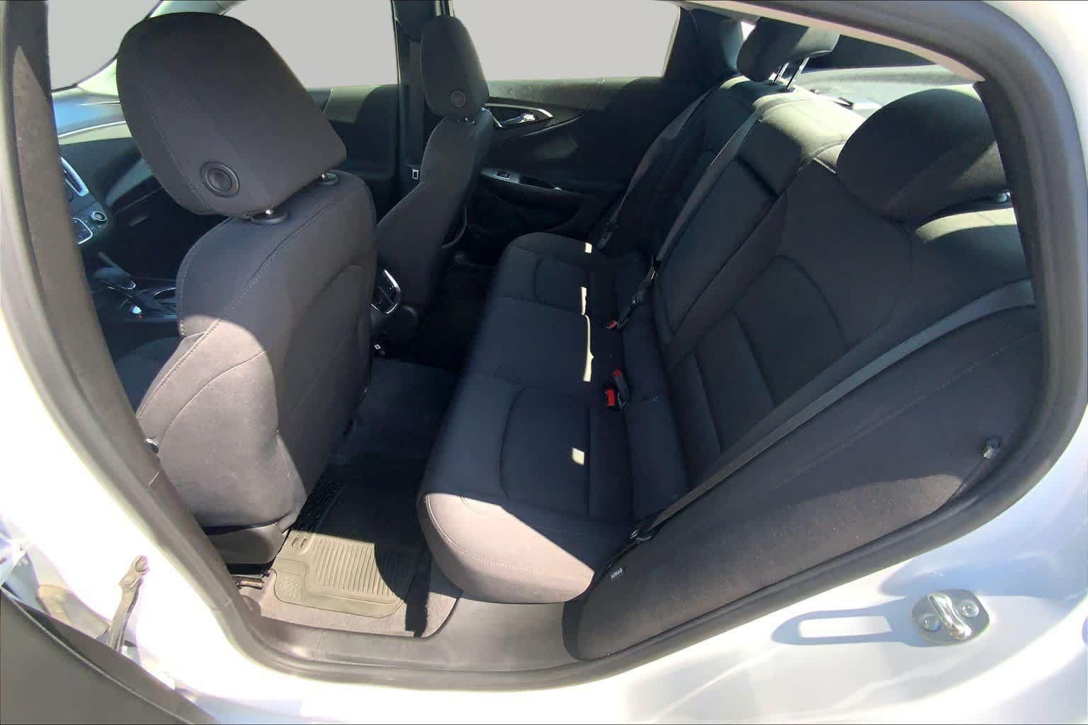 Used 2024 Chevrolet Malibu LT FWD image 20