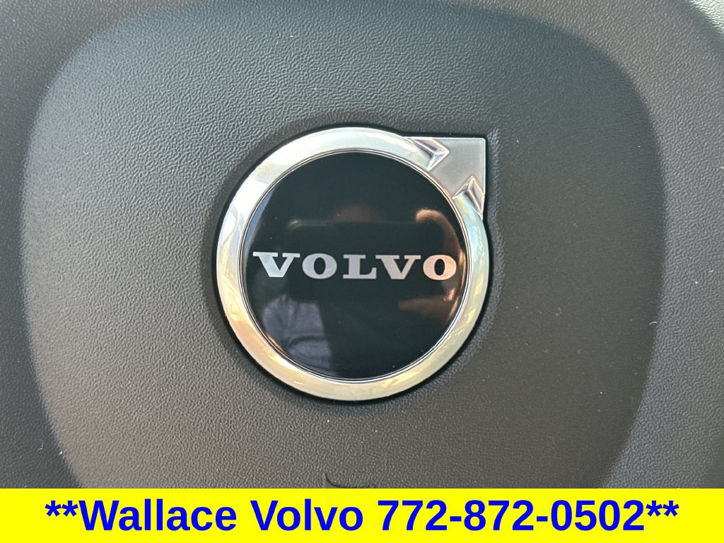 Certified 2026 Volvo XC60 B5 Plus AWD/4WD image 22
