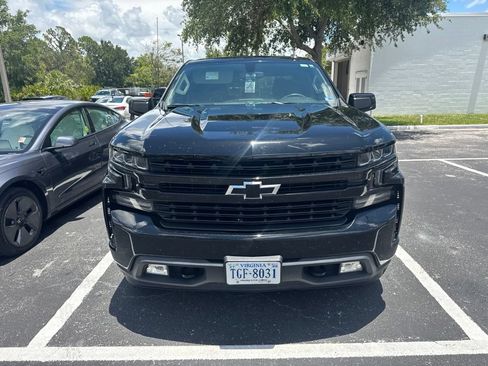 Used 2022 Chevrolet Silverado 1500 RST AWD/4WD image 2