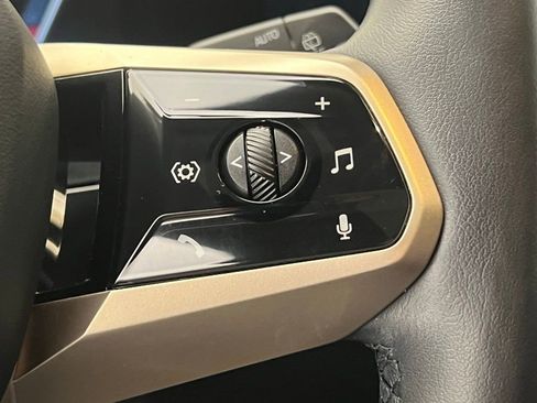 Certified 2023 BMW iX xDrive50 w/ Premium Package image 17