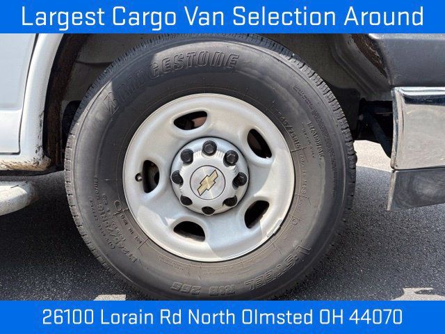 Used 2025 Chevrolet Express 2500 w/ Driver Convenience Package RWD image 20