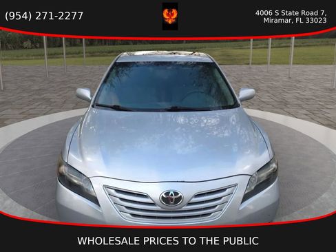 Used 2007 Toyota Camry LE image 2