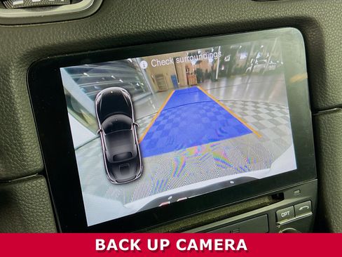 Used 2018 Porsche 718 Boxster S image 9