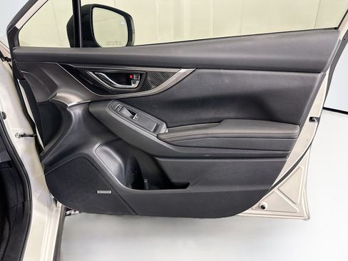 Used 2019 Subaru Crosstrek 2.0i Limited w/ Moonroof Package w/Navigation AWD/4WD image 33