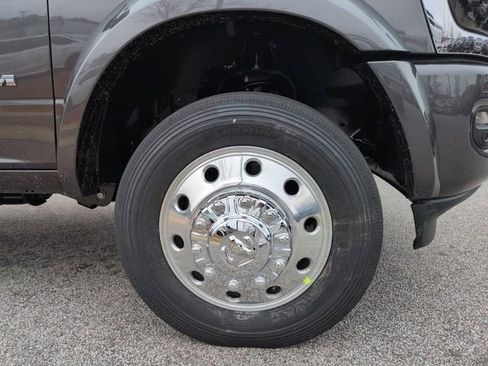 New 2026 RAM 5500 Tradesman w/ Laramie Trim Package image 10