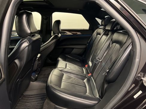 Used 2020 Lincoln MKZ Reserve w/ Reserve Monochromatic Package image 30