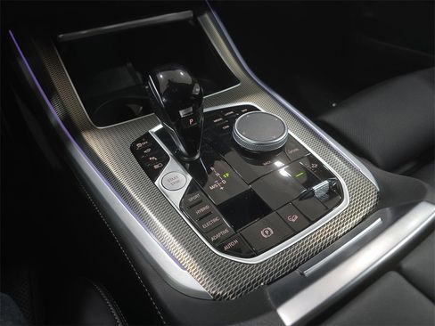 Used 2023 BMW X5 xDrive45e w/ M Sport Package image 21