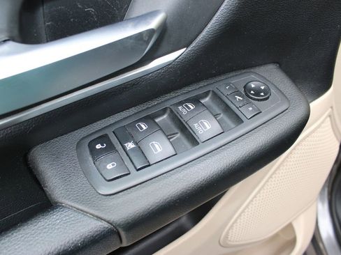 Used 2021 RAM 1500 Big Horn AWD/4WD image 13