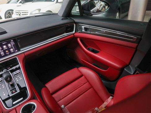 Certified 2023 Porsche Panamera GTS image 36