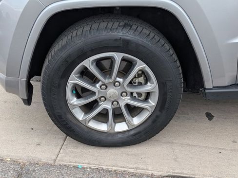 Used 2015 Jeep Grand Cherokee Overland w/ Advanced Technology Group image 14