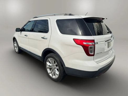 Used 2015 Ford Explorer Limited w/ Equipment Group 303A FWD image 8