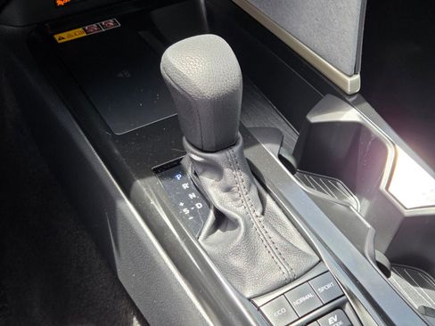 Used 2025 Toyota Camry LE FWD image 17