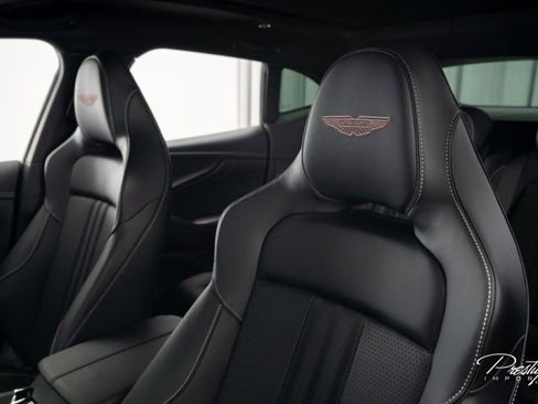 Used 2025 Aston Martin DBX 707 image 34