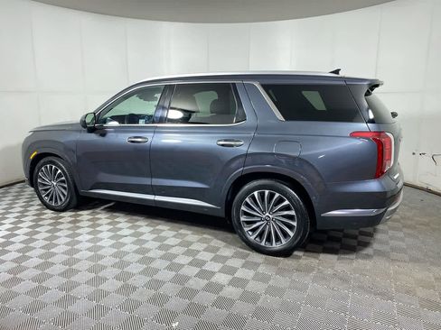 Used 2024 Hyundai Palisade Calligraphy image 12