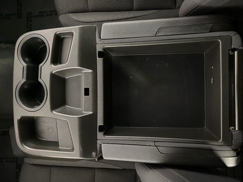 Certified 2023 Chevrolet Silverado 1500 LT AWD/4WD image 28