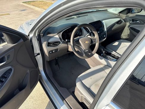 Used 2022 Chevrolet Malibu LS FWD image 20