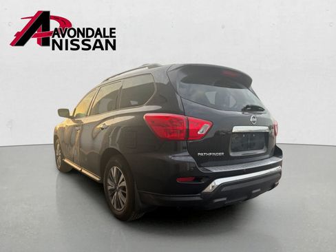 Used 2020 Nissan Pathfinder S FWD image 2