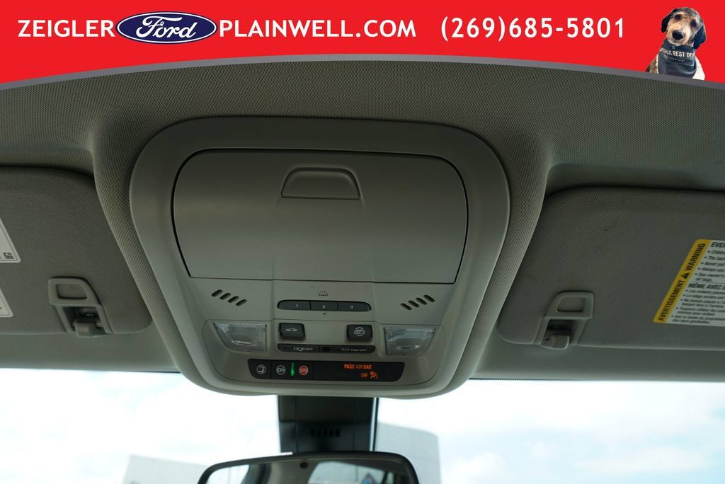 Used 2022 GMC Terrain SLT w/ Tech Package AWD/4WD image 35