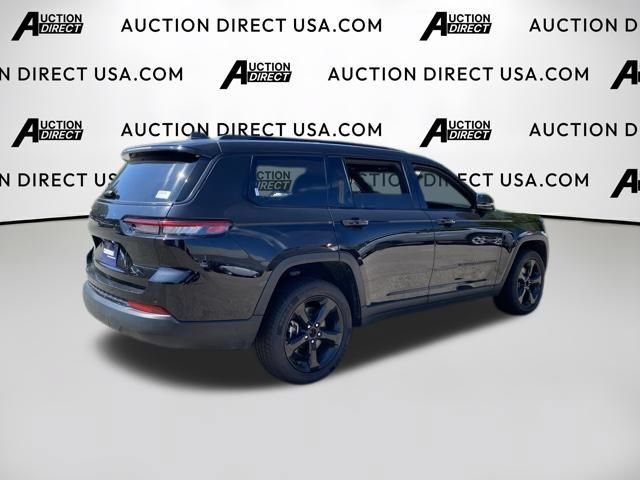 Used 2024 Jeep Grand Cherokee L Altitude RWD image 8