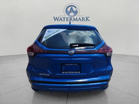 Used 2025 Nissan Kicks Play S FWD image 4