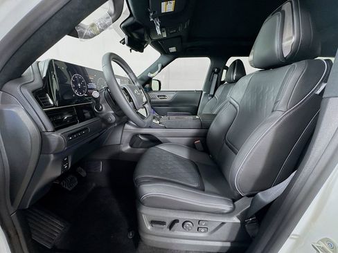 New 2026 INFINITI QX80 Autograph w/ Premium Cargo Package image 24