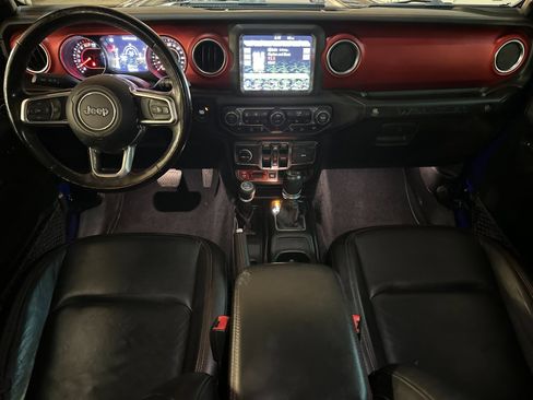 Used 2018 Jeep Wrangler Unlimited Rubicon image 12