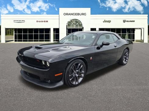 Used 2023 Dodge Challenger R/T Scat Pack w/ Plus Package RWD image 5