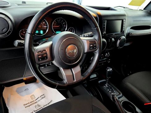 Used 2017 Jeep Wrangler Sport image 21