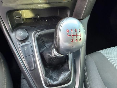 Used 2018 Ford Focus ST FWD image 47