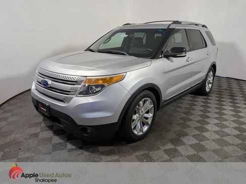 Used 2011 Ford Explorer XLT w/ 202A Rapid Spec Order Code AWD/4WD image 3