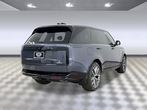 New 2026 Land Rover Range Rover Long Wheelbase SE image 9