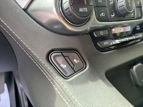 Used 2017 Chevrolet Tahoe LT AWD/4WD image 4