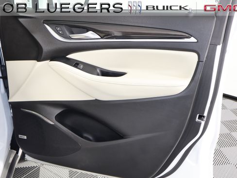 Certified 2024 Buick Enclave Premium FWD image 16