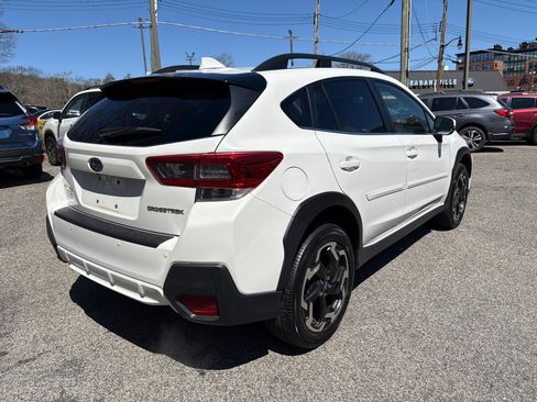 Used 2023 Subaru Crosstrek 2.5i Limited w/ Moonroof Package image 9
